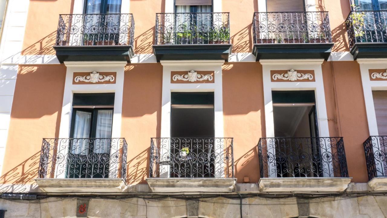 Bonito Y Espacioso Piso En Bilbao. Centro Luaran gambar
