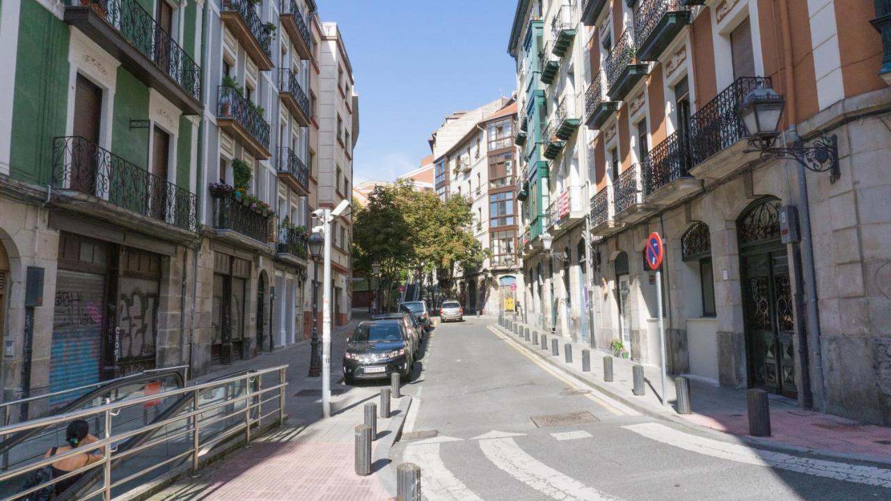 Bonito Y Espacioso Piso En Bilbao. Centro Luaran gambar